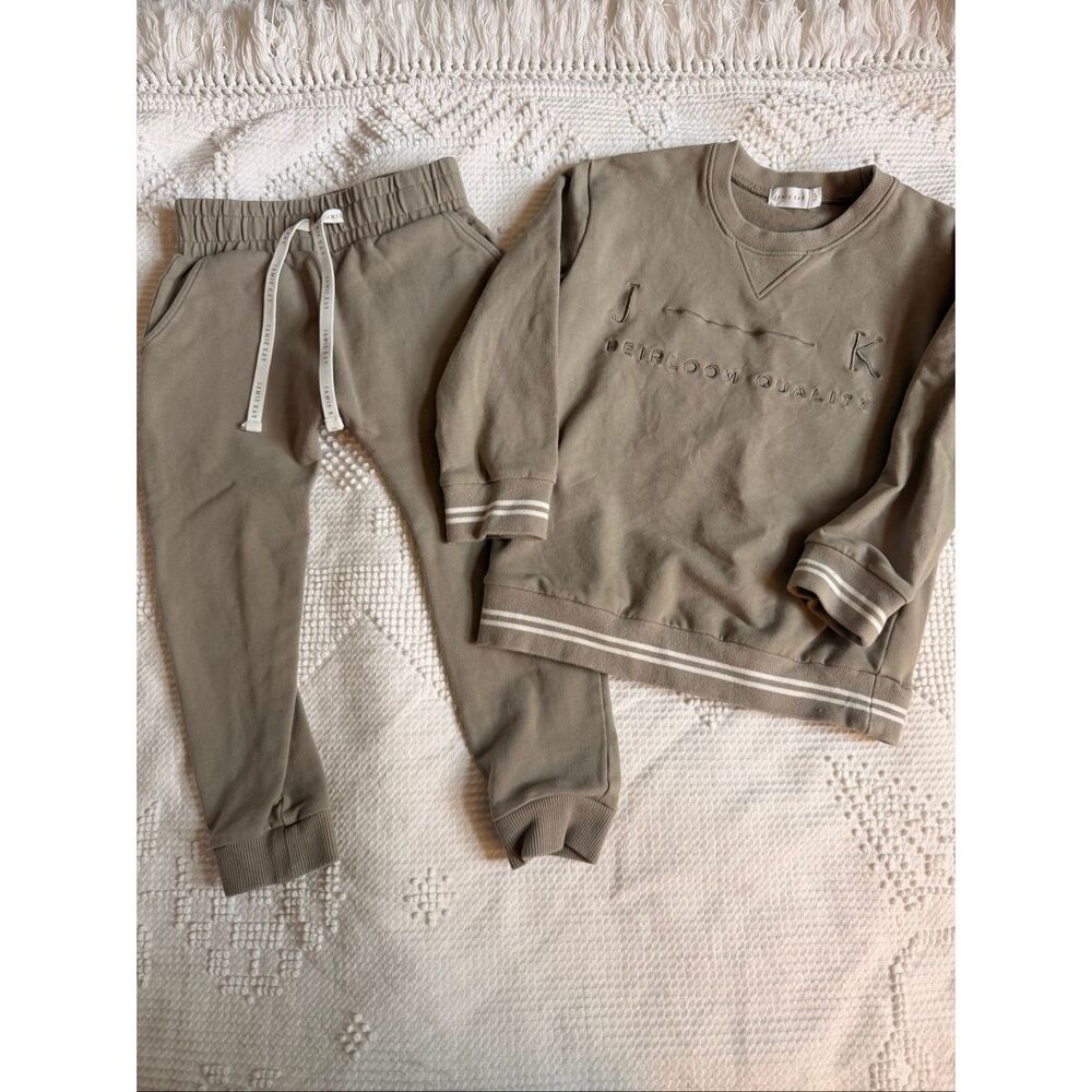 Jamie Kay Heirloom Sweatsuit Set Size 5